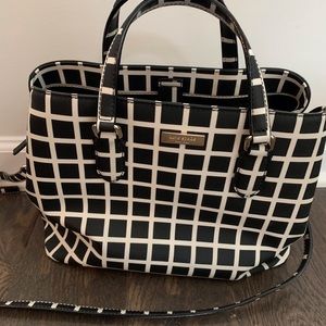 Beautiful black and white grid.